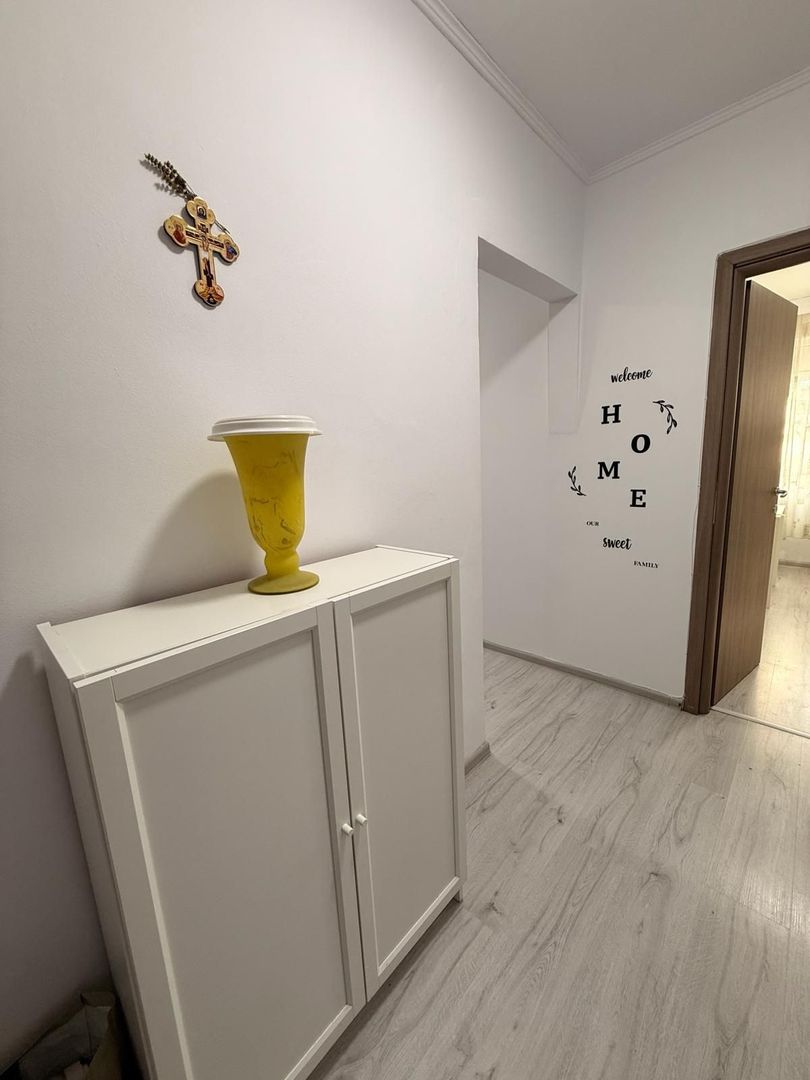 Închiriere Apartament cu 2 camere, decomandat,2 min metrou 1 Decembrie 1918 - Poză 8