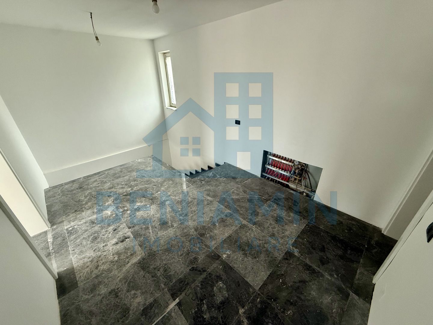 Vila Moderna-Hanul Doctorului-184mp-Finisaje Lux-La cheie-Teren 300mp - Poză 6