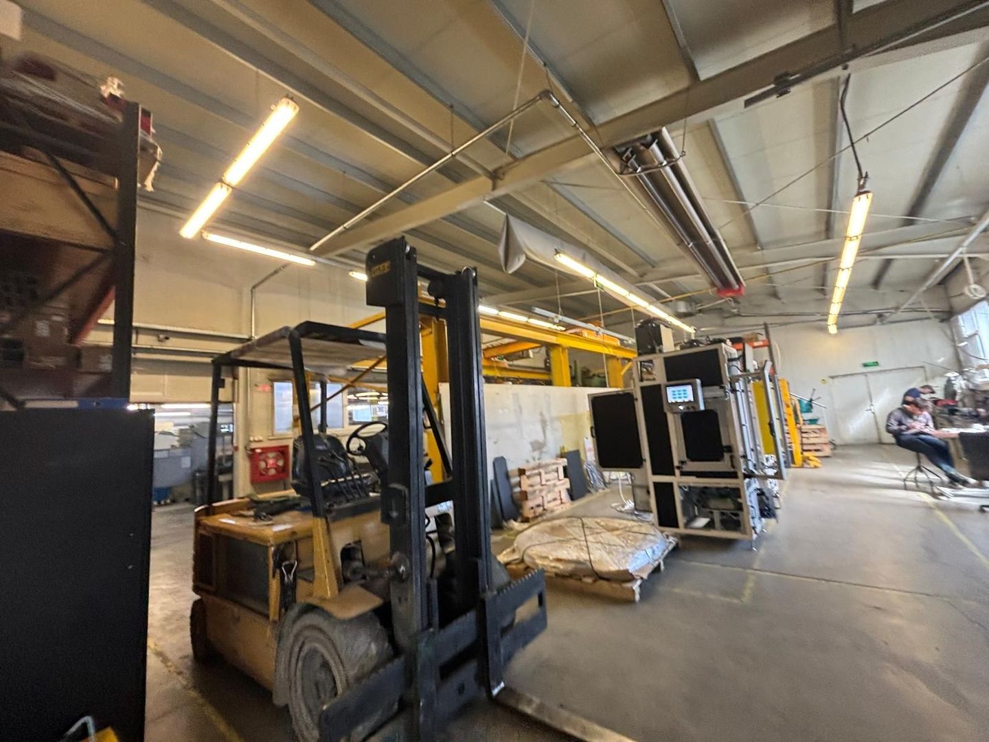 Investiție Timișoara: Hală ISU 1900mp + Parc Solar 400kW + Chiriaș - Poză 2