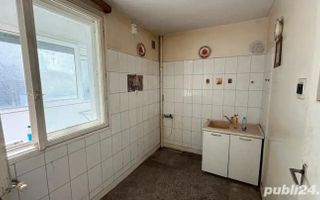 APARTAMENT PARC ZONA BASARABIA - Poză 5