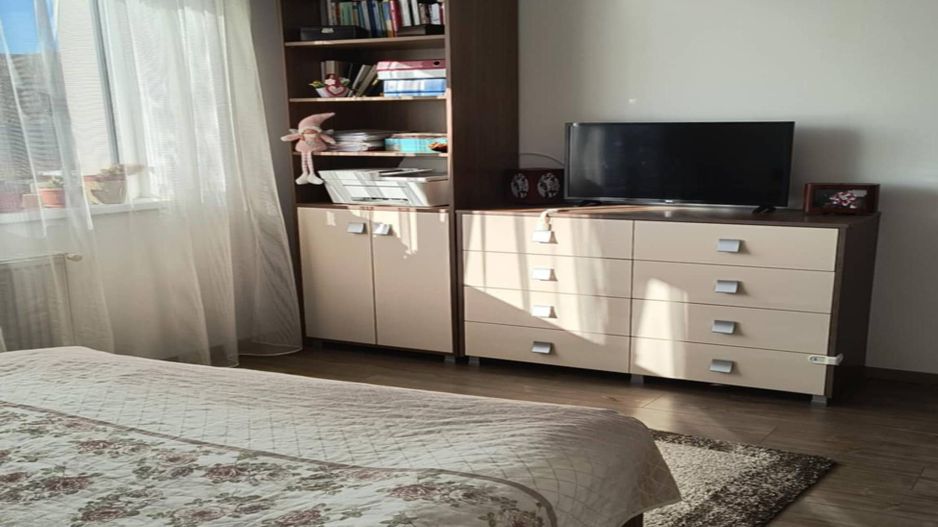 BRASADAS vinde ap 3 cam etaj 3/4 în Floreşti. - Poză 8