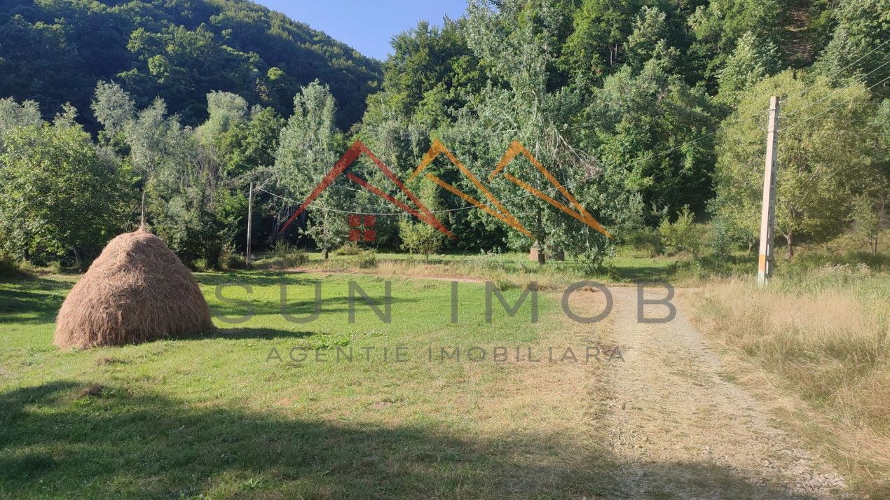 Teren 1500 m2, plan, utilitati in zona, Bustenari, Prahova - Poză 1