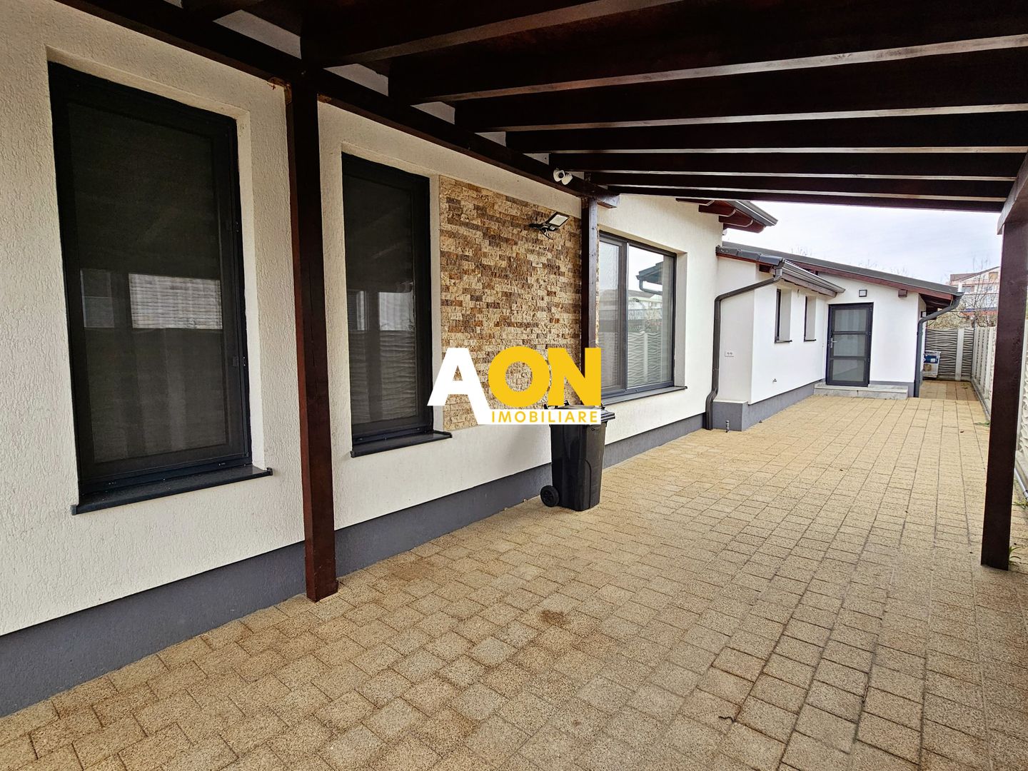 Casa premium, 5 camere, mobilata, utilata, 437 mp teren, Alba -Micesti - Poză 2