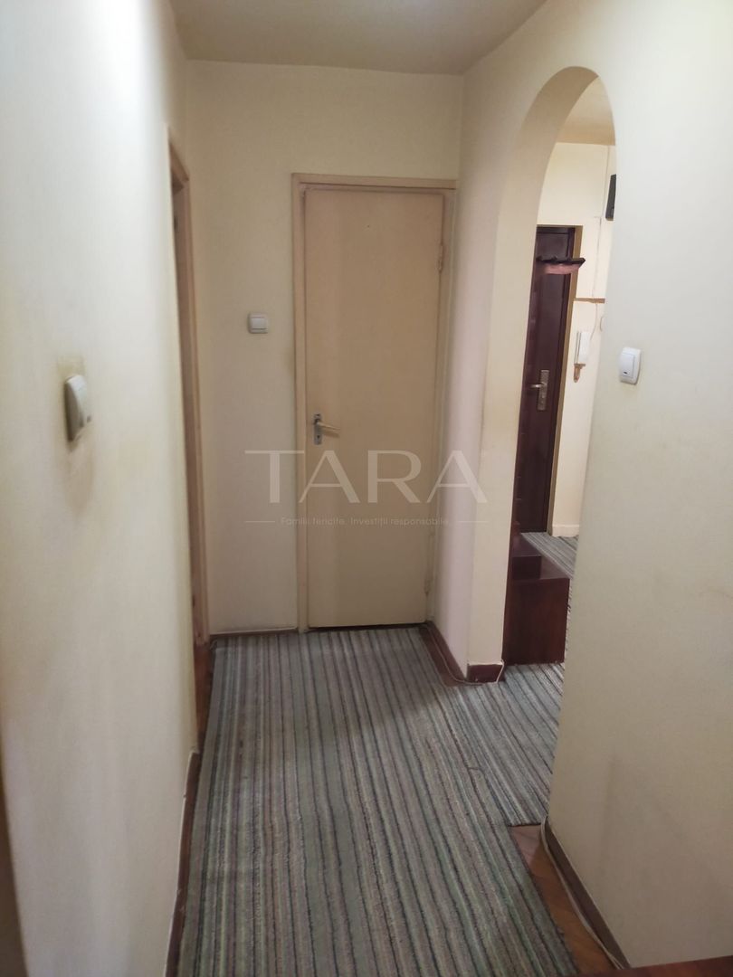 Apartament cu 3 camere decomandate, 2 băi și 2 beciuri, Mănăștur . - Poză 11