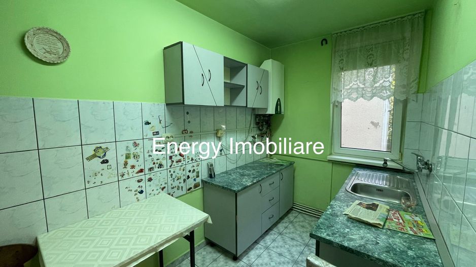 Apartament cu 2 camere, zona Dâmbul Pietros - Poză 6