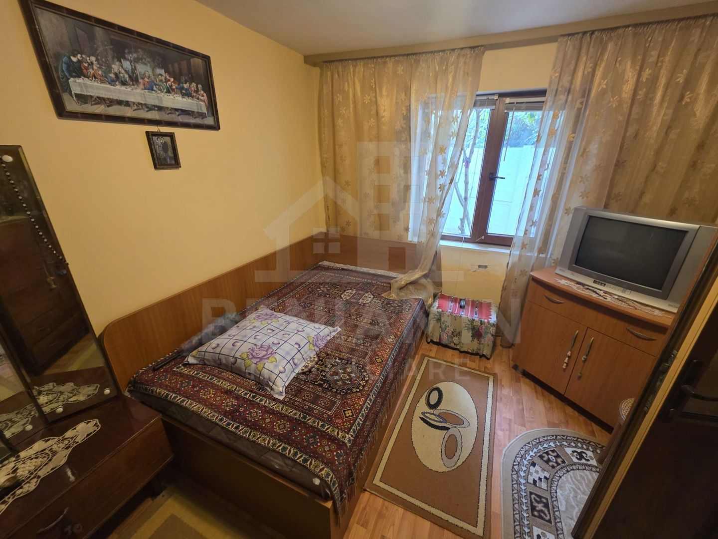 Casa cu 5 camere de vanzare in zona Bordei Calea Bucuresti 785mp - Poză 3