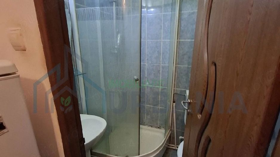 Garsonieră de vânzare, Tătărași, str. Eternitare, bloc cu lift - Poză 5