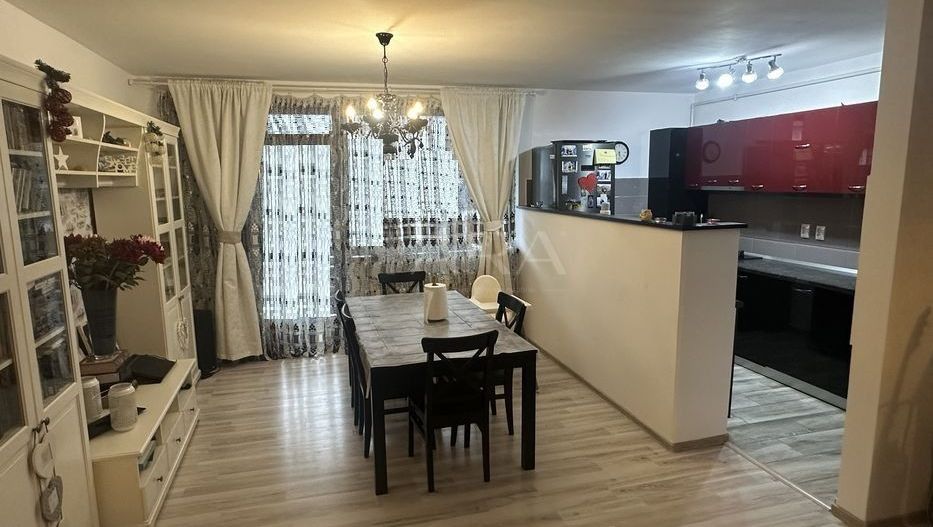 Apartament 4 camere, Floresti, zona Parc Poligon - Poză 1