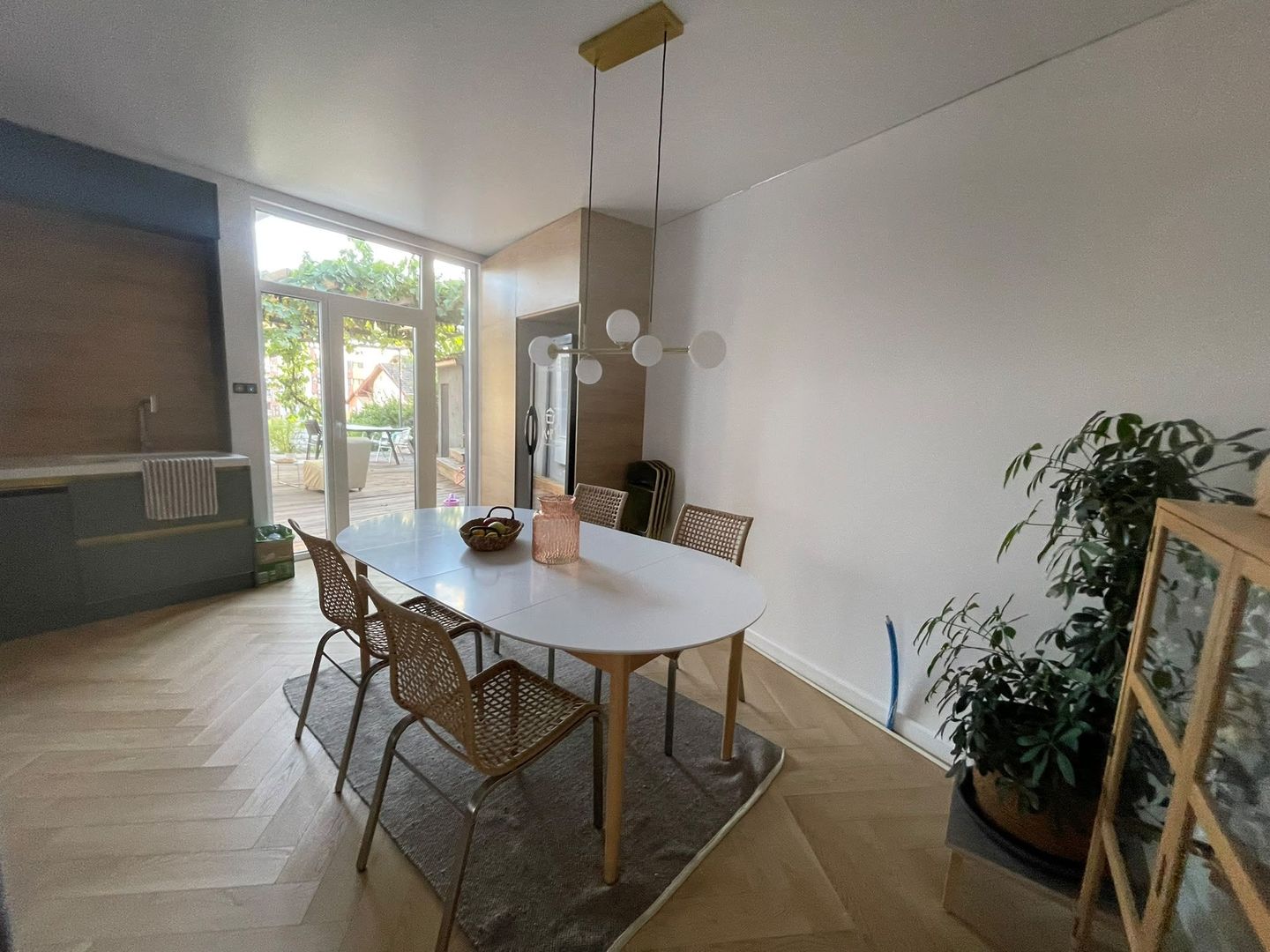 Casă parter, luminoasă, – vizavi de Spitalul Județean-369.000 EURO neg - Poză 9