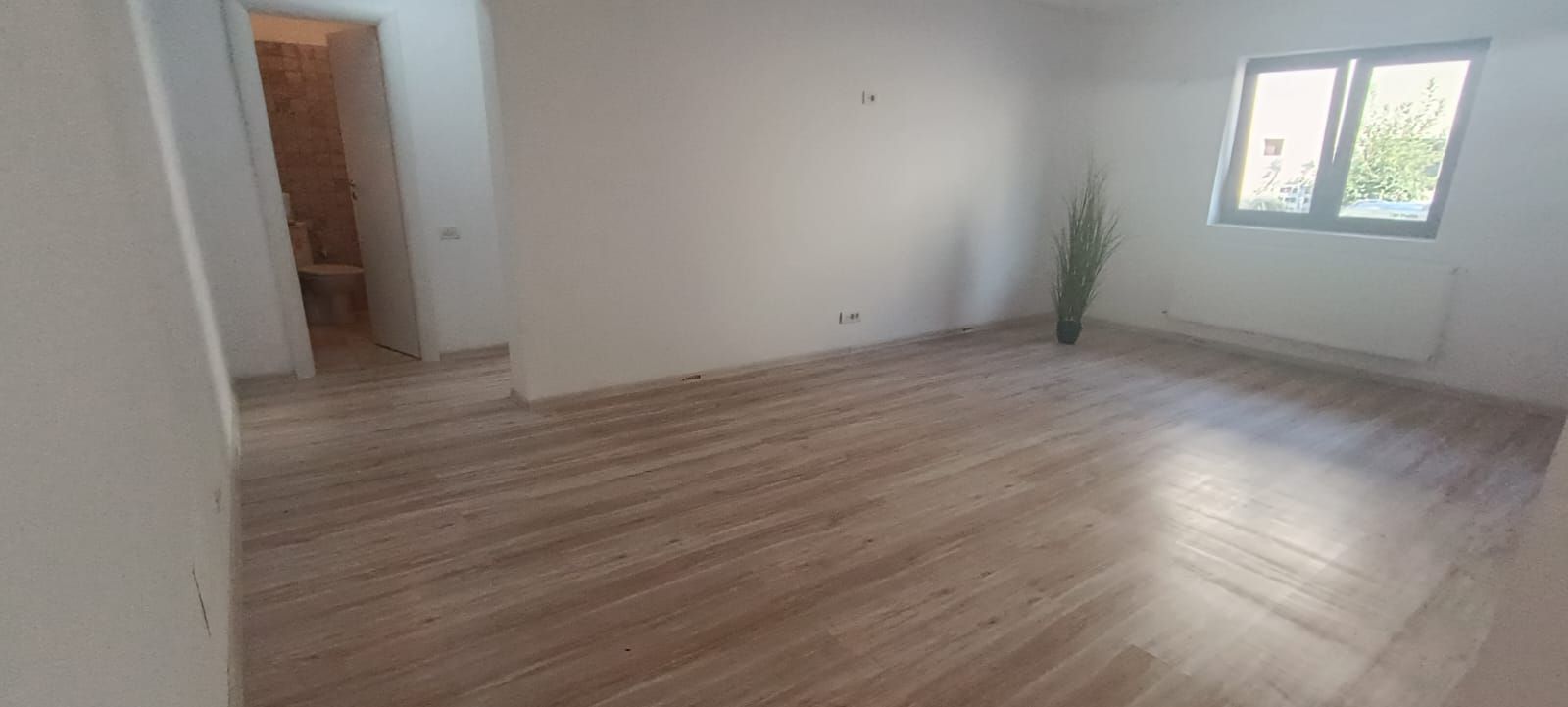 OCAZIE! Cel mai SPATIOS ap.  2 cam. + PARCARE ! Prelungirea Ghencea ! - Poză 1