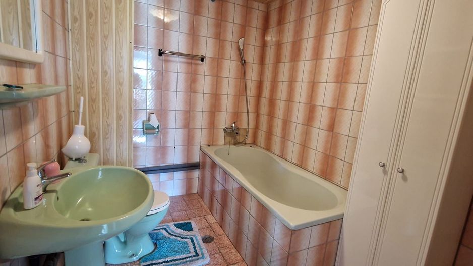 SE VINDE -proprietate cu posibilitati multiple în Fălticeni - Poză 15