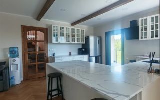 Casă spectaculoasă de vanzare situată în Tocile – „Mica Elvetie" - Poză 7