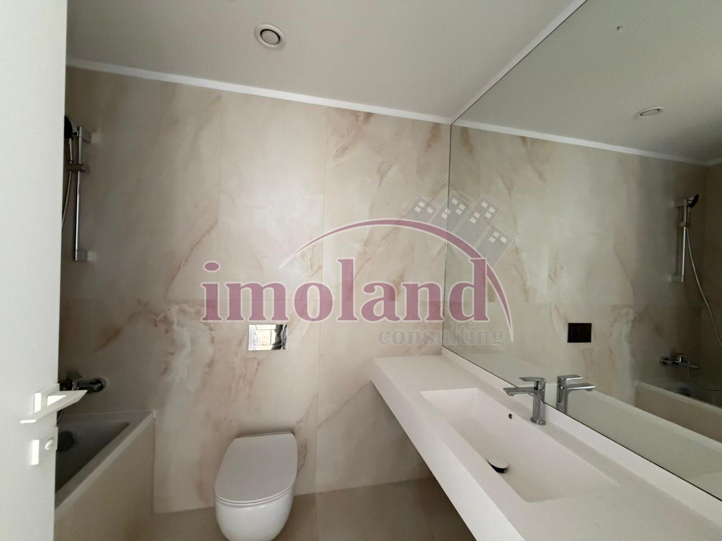 Vanzare - apartament 3 camere - One Lake Club-Floreasca - Poză 4