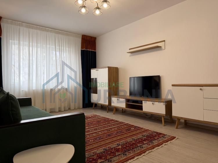 Persoană Fizică Închiriez apartament cu 2 camere decomandat - Poză 1