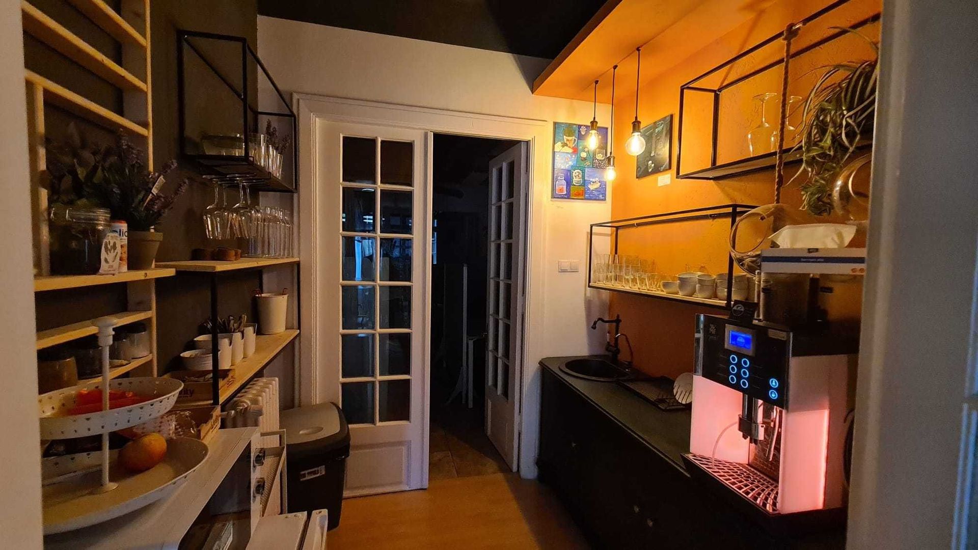 Spatiu Birou/Apartament Romana | Ultracentral | Intrare Separata - Poză 3