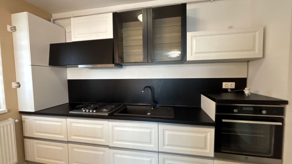Apartament 3 camere cu BOXA, ETAJ 1 in Selimbar - Poză 4