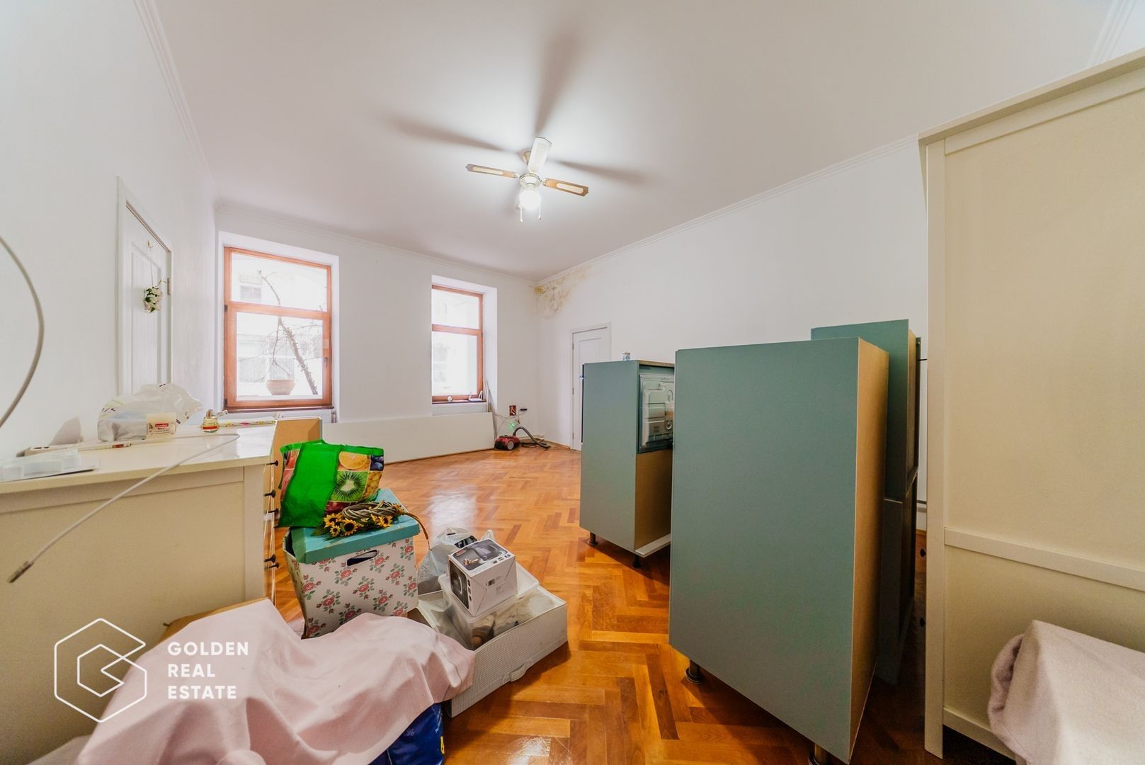 Apartament ultracentral, 2 camere, curte cu acces auto - Poză 5