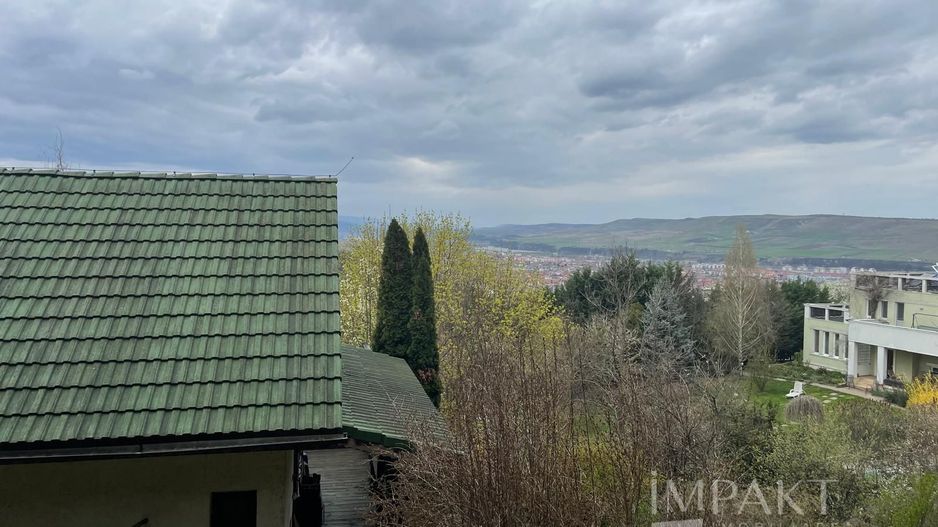 Cabana din lemn cu panorama superba asupra Florestiului - Poză 8