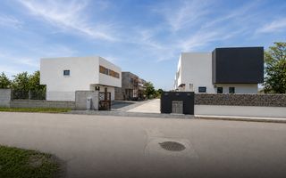The Villas | Vile moderne în Lumina | Comision 0 - Poză 1