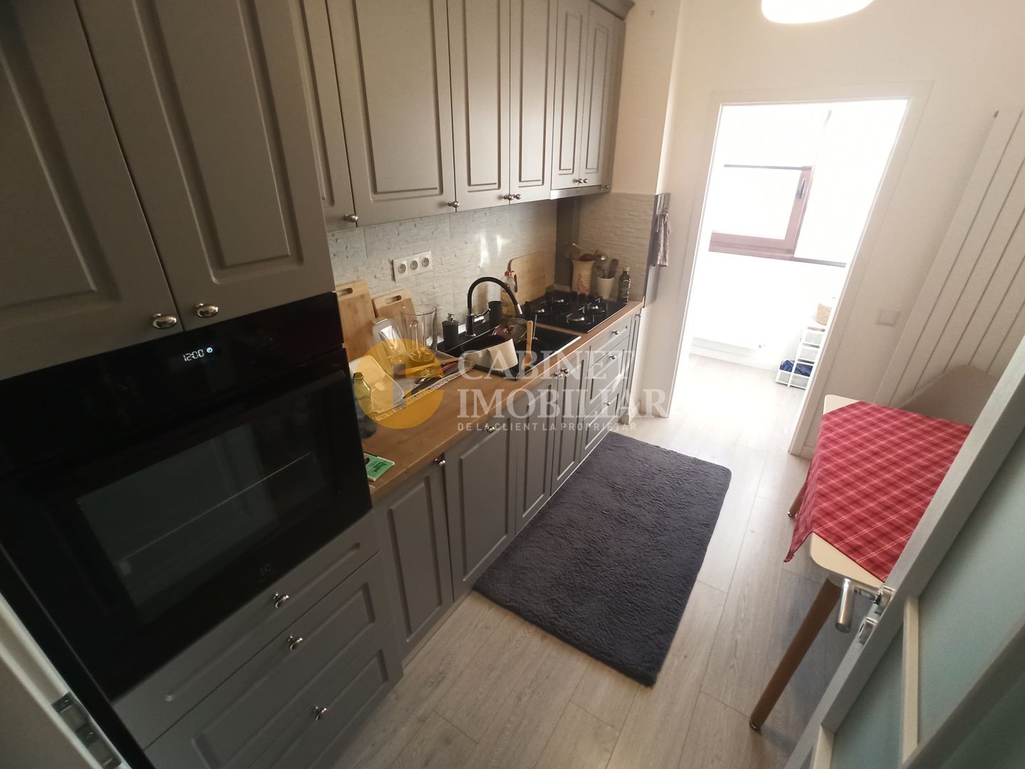 2 CAMERE DECOMANDAT - ETAJ 1 - LOC DE PARCARE - VALEA LUPULUI - Poză 5