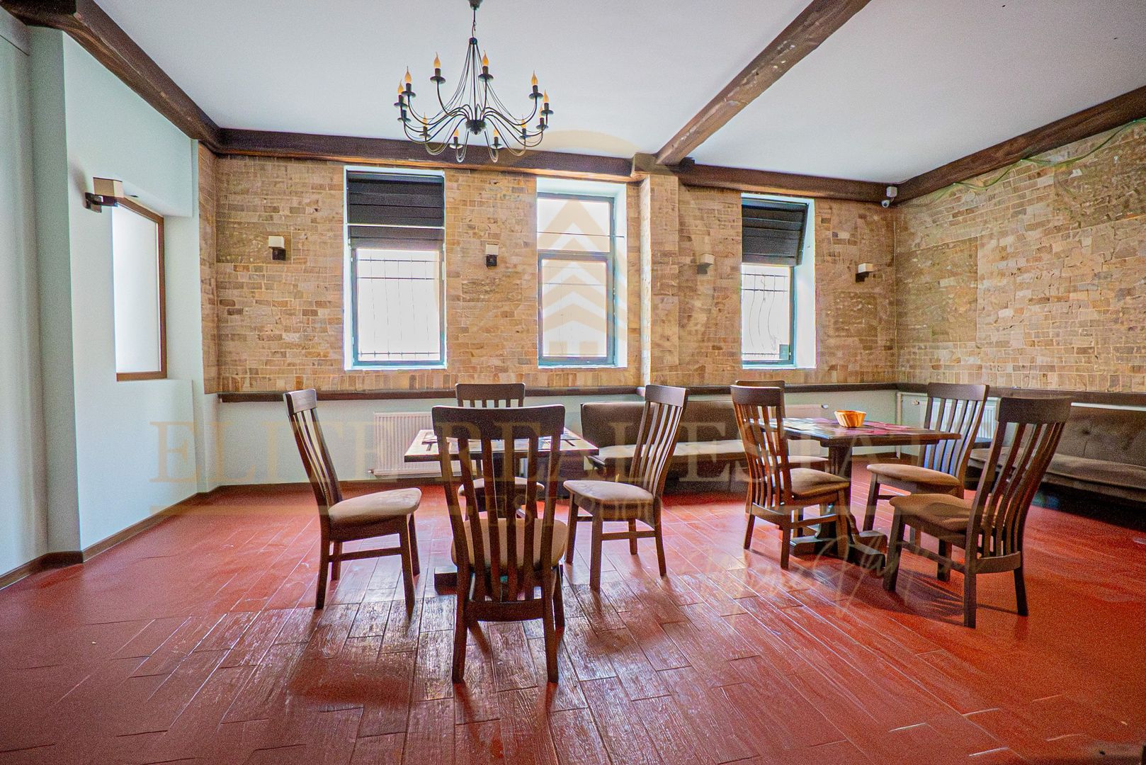 Ultracentral - Proprietate comercială P+M la 200 m de mare. - Poză 12