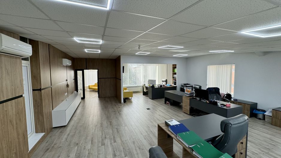 Clădire SAD de închiriat, situată la intrarea în Dumbrăvița - Poză 17