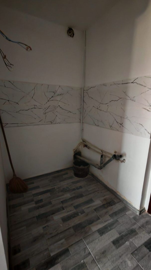 Garsoniera 22 mp,transformata din camera de camin,recent renovata. - Poză 6