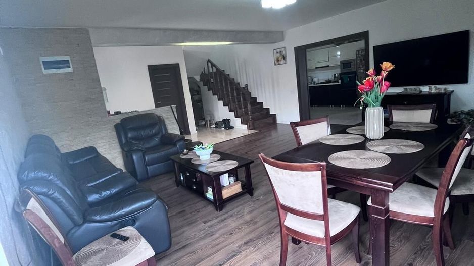 Casa  nouă de vanzare cu garaj,  în zona Micesti - Poză 2