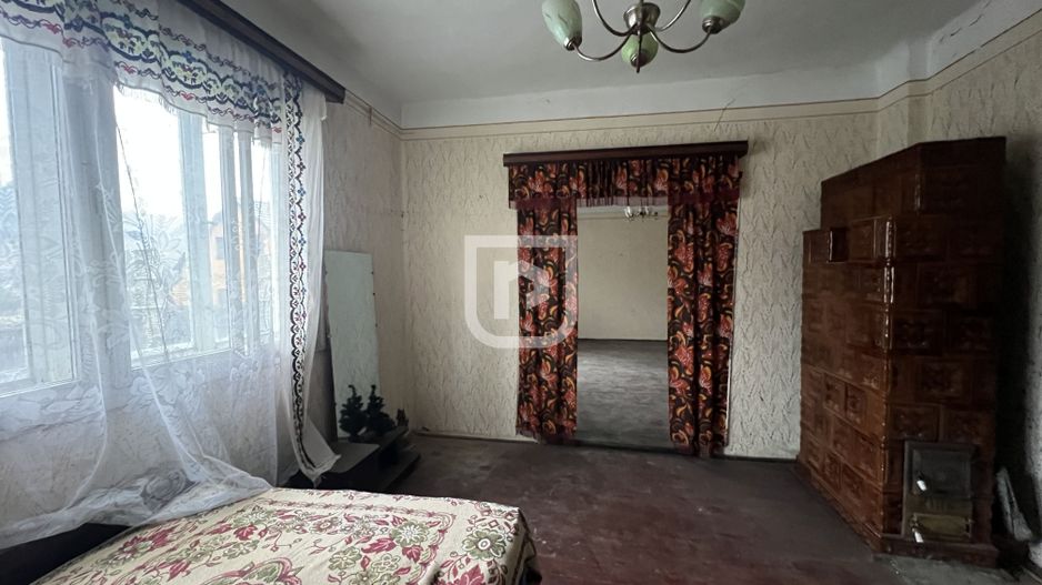 De vanzare casa cu anexe - 2507 mp Manastirea Humorului - Poză 12