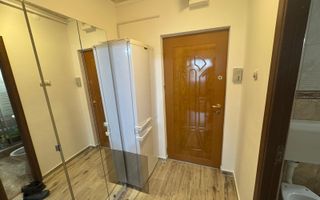 Garsonieră 31 mp-Str. Soarelui-Renovată-Mobilată-Vedere panoramica - Poză 6