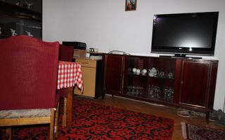 3 camere, situat in Complexul Studentesc, centrala proprie, familie, studenti - Poză 2