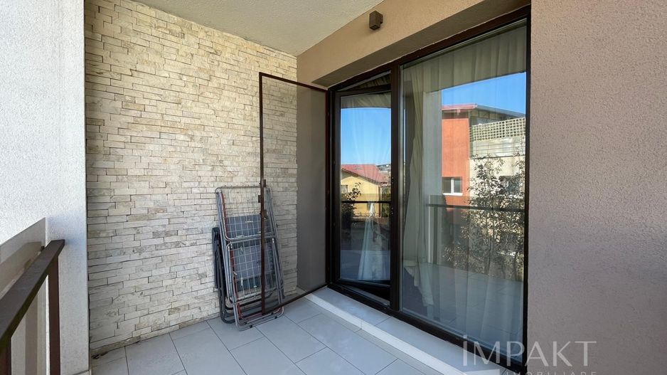 Apartament lux,  prima inchiriere-  4 camere + 2 locuri parcare - Poză 13