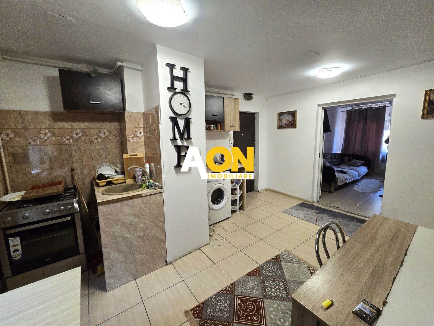 Apartament cu 3 Camere,  64mp, Zona Cetate - Poză 2
