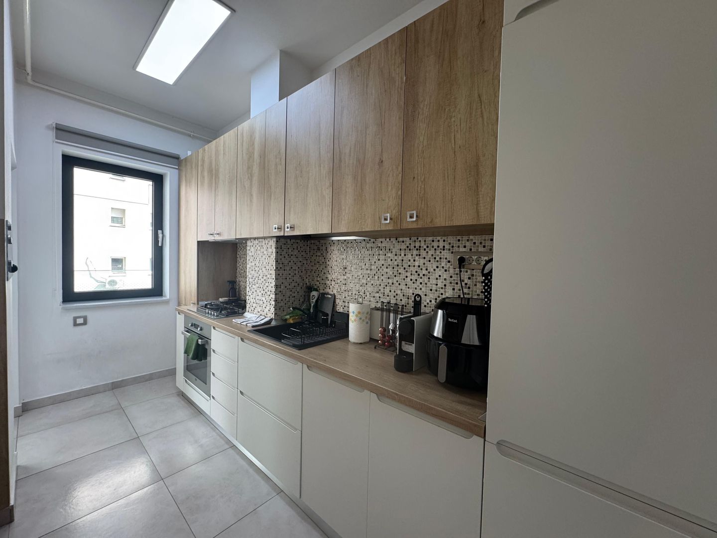 2 camere| TERASA 24MP | PIATA VICTORIEI- BANU MANTA-1MAI - Poză 7