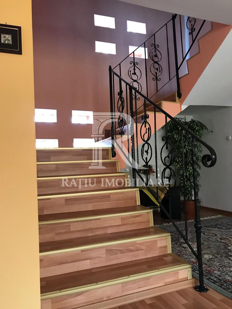 Casa cu 5 camere | Oncea | Oradea - Poză 3