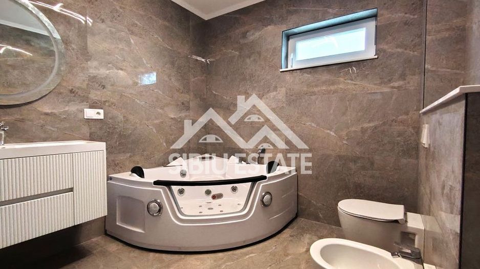 Casa noua 4 camere, garaj, pivnita Sibiu, Sura Mare - Poză 11