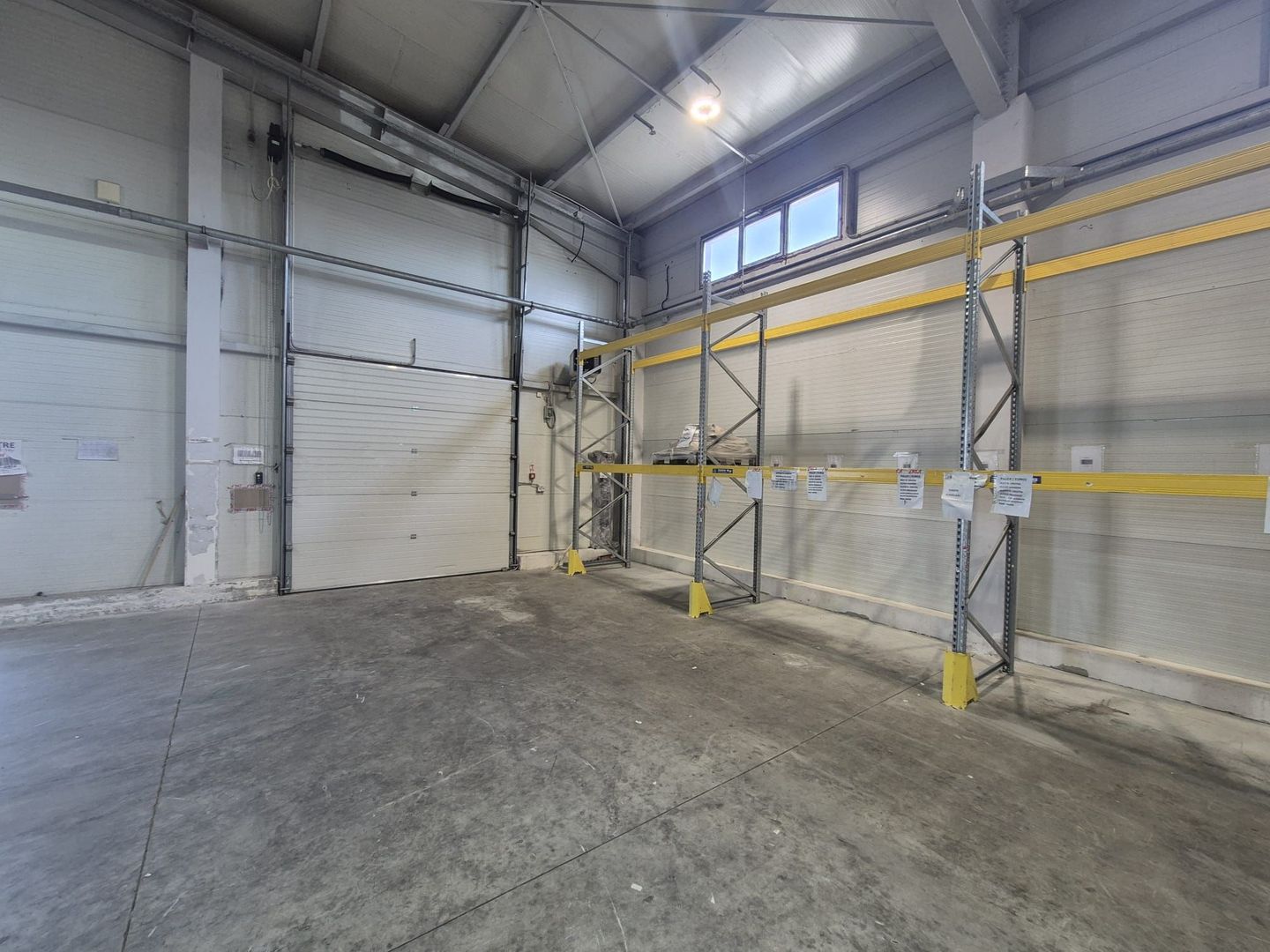 De inchiriat depozit logistic cu rafturi incluse, 2 rampe , Chitila - Poză 5