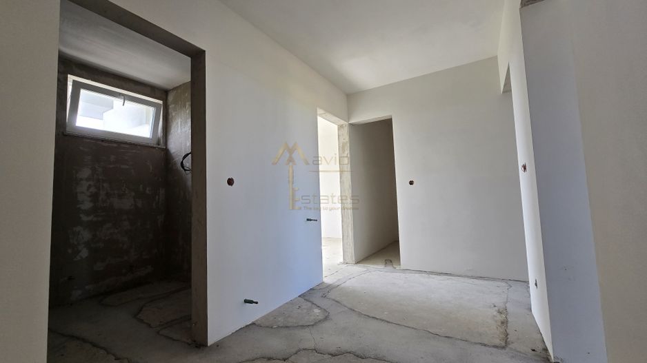 Martinesti, Duplex pe etaj, 3 Dorm, Buc separata,  Zona linistita. - Poză 9