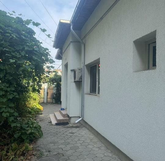 Casă de vânzare Sect.1, Bd. Ion Mihalach-cu Proiect de extindere si modernizare - Poză 3