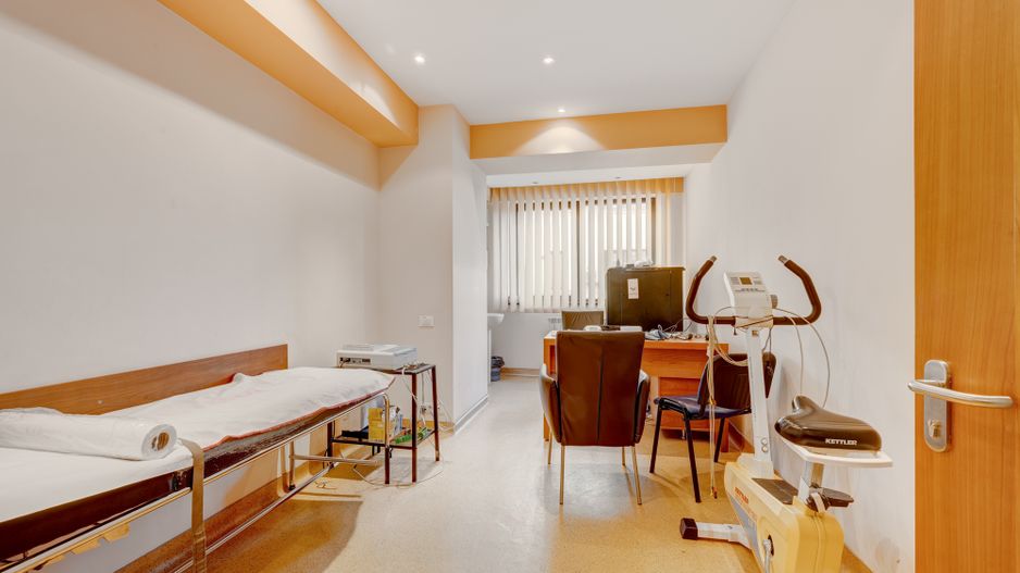 APARTAMENT CU UTILIZARE MEDICALA | OFFICE | REZIDENTIAL | DOROBANTI - Poză 14