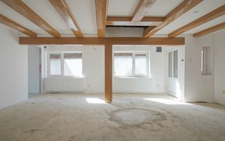 Casa 3 camere 80 mp, renovata parțial, teren generos, Sacele/Brașov - Poză 3