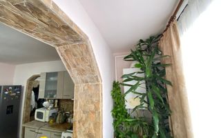 COMISION 0 | Apartament 3 Camere | Et. 2 | Izolat | Centrala | Sagului - Poză 2