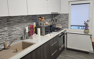 Inchiriere apartament 3 camere, modern, Prundu - Poză 3