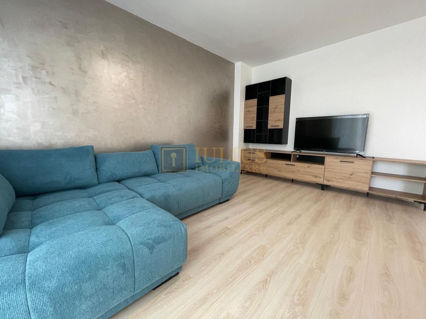 COMPLEX KARA| 2 camere | zona Aradului | bloc nou | parcare suprateran| lift | - Poză 1