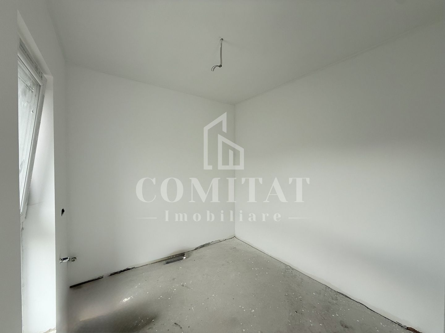 Casă individuală cu 699 teren la preț bun Chinteni - Poză 7