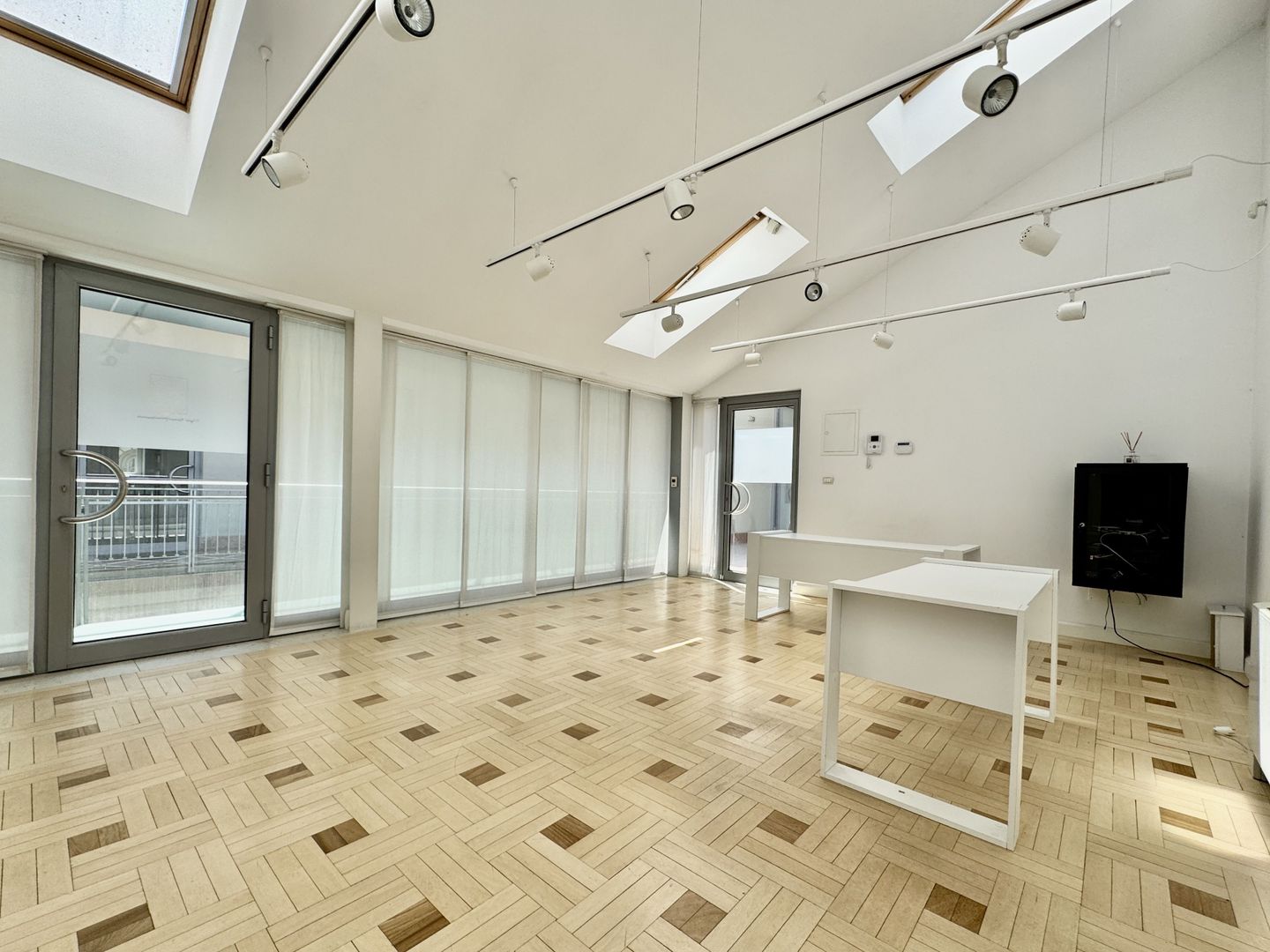 Spațiu birou în clădire istorică restaurata - 34 mp - Poză 1