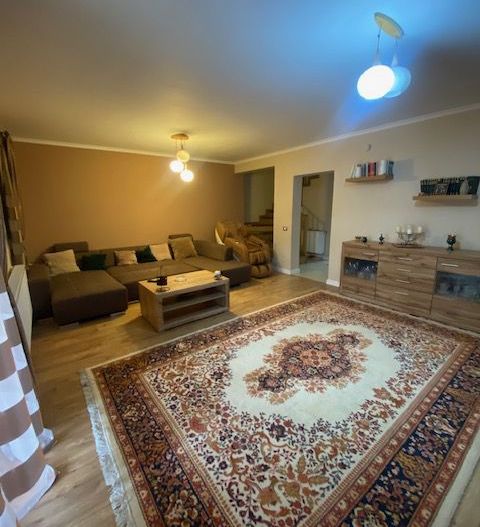 Duplex cu piscina Dumbravita Zona PADURE - Poză 2