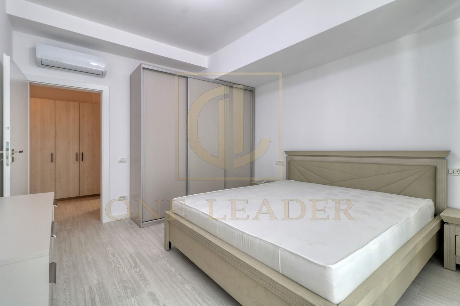 Prima Închiriere – 2 Camere Moderne cu 2 Balcoane – Zona Decebal - Poză 2