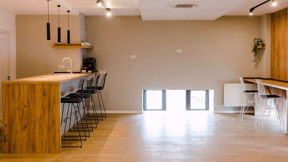 OPORTUNITATE- VILA, 7 CAMERE | PIATA VICTORIEI| LOC DE PARCARE - Poză 8