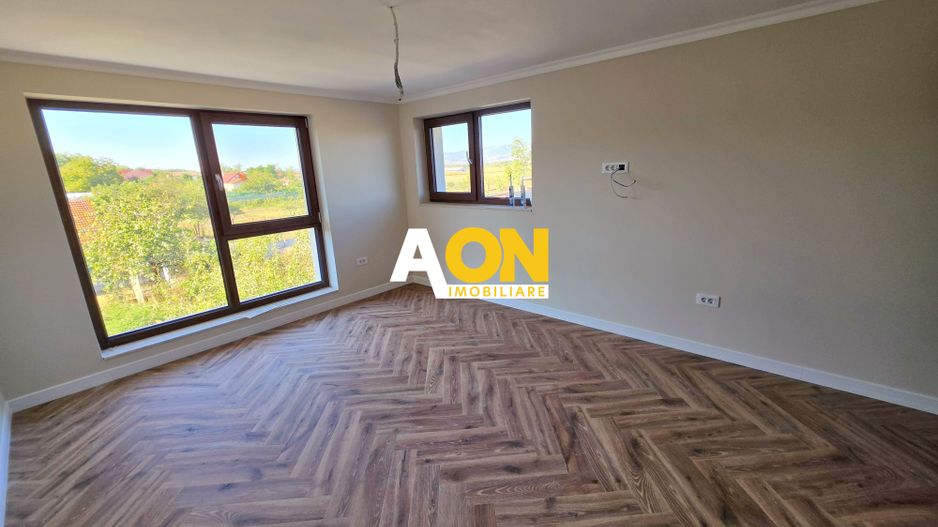 Casa premium la cheie, 4 camere, 1477 mp teren, Ciugud - Poză 15